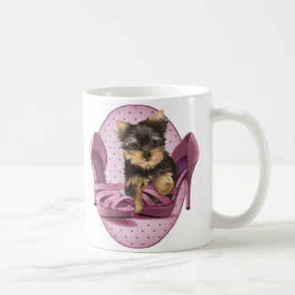 Caneca De Café Yorkie nos calçados