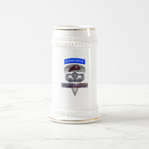 Caneca De Cerveja 82º Mais velho aéreo com bandeira americana