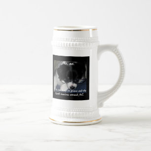 caneca de cerveja "A Terra Revola-Se Em Mim"