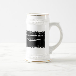 Caneca de cerveja afligida da beira