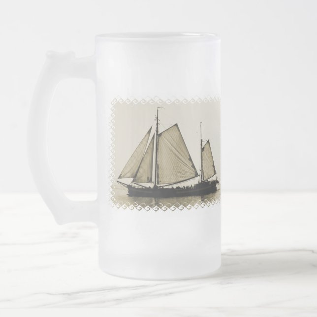 Caneca de cerveja alta do fosco do navio (Esquerda)