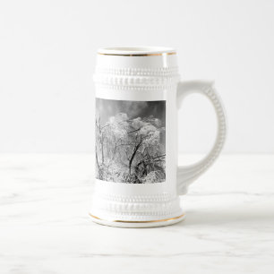 Caneca De Cerveja árvores vestem inverno