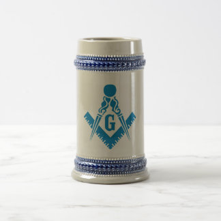 Caneca de cerveja azul do quadrado e do compasso