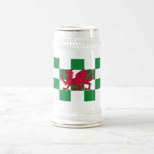 Caneca De Cerveja Bandeira do Dragão Céltico Vermelho Místico do Paí