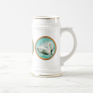 Caneca De Cerveja Belo cisne branco em água azul turquesa