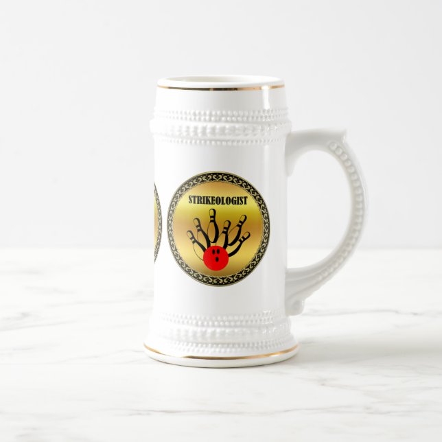 Caneca De Cerveja Bola de boliche e pinos com a palavra STRIKEOLOGIS (Direita)