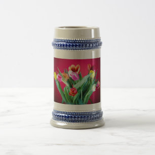 Caneca De Cerveja Buquê de tulipas a vermelho