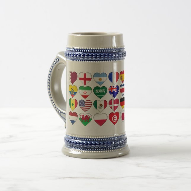 Caneca De Cerveja Catar Tournament 32 Country Flags Hearts (Frente Esquerda)
