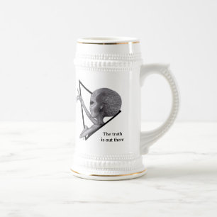 Caneca De Cerveja Cinza, a verdade está lá fora