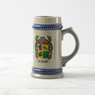 Caneca de cerveja da crista da família de McDonal