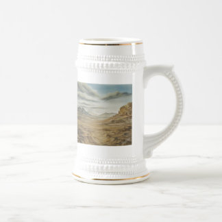 Caneca de cerveja da paisagem do deserto