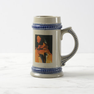 Caneca de cerveja de aparecimento do violoncelo