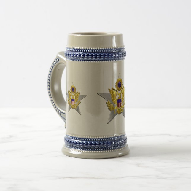 Caneca de cerveja de Cerveja do Exército General F (Frente Esquerda)