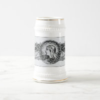 Caneca de cerveja de cerveja gravada no ornamentad