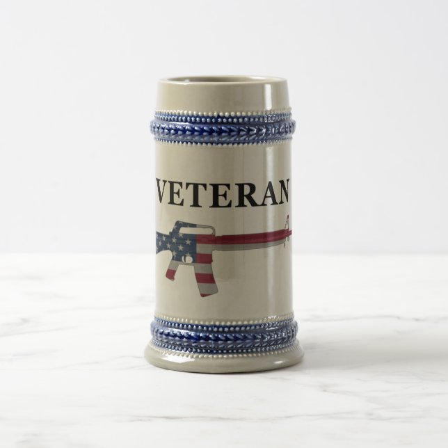 Caneca de cerveja do veterano M16 (Centro)