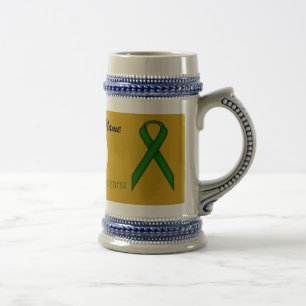 Caneca De Cerveja Emerald Green Stand Ribbon Tmpl por Kenneth Yoncic