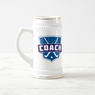 Caneca De Cerveja Escudo do treinador de hóquei em campo