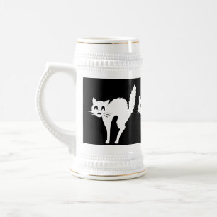 Caneca De Cerveja gato branco zangado engraçado com sanfona no hallo