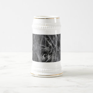 Caneca De Cerveja Maiestoso cervo na natureza - Arte Preta e Branca