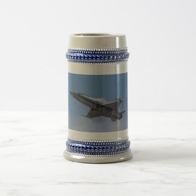 Caneca De Cerveja McDonnell Douglas F/A-18 Hornet (Centro)