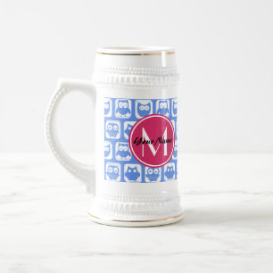 Caneca De Cerveja Monograma Personalizado de Padrão de Coruja Azul C