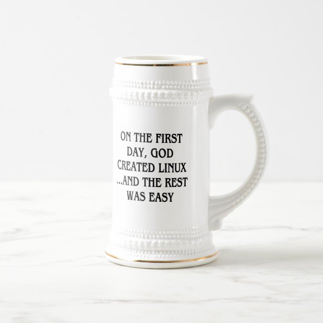Caneca De Cerveja No primeiro dia, o deus criou Linux… e o resto (Direita)
