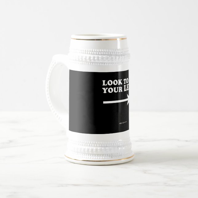 Caneca De Cerveja Olhe para a esquerda SlipperyJoe's espesso ce geom (Frente Esquerda)