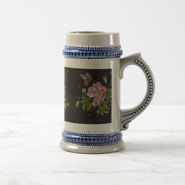Caneca De Cerveja Padrão do bordado floral elegante em preto (Direita)
