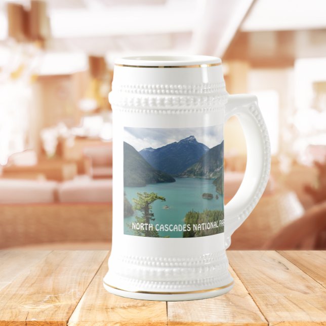 Caneca De Cerveja Paisagem do Parque Nacional das Cascades do Norte (In Situ)