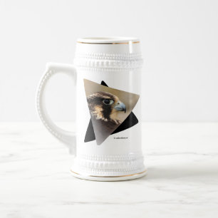 Caneca De Cerveja Perfil de um Falcão Peregrino