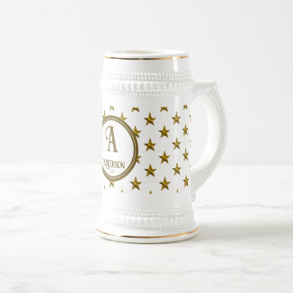 Caneca De Cerveja Pingente Inicial com Estrelas em Ouro