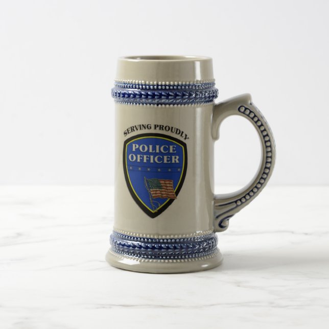 Caneca De Cerveja Polícia que serve orgulhosa (Direita)