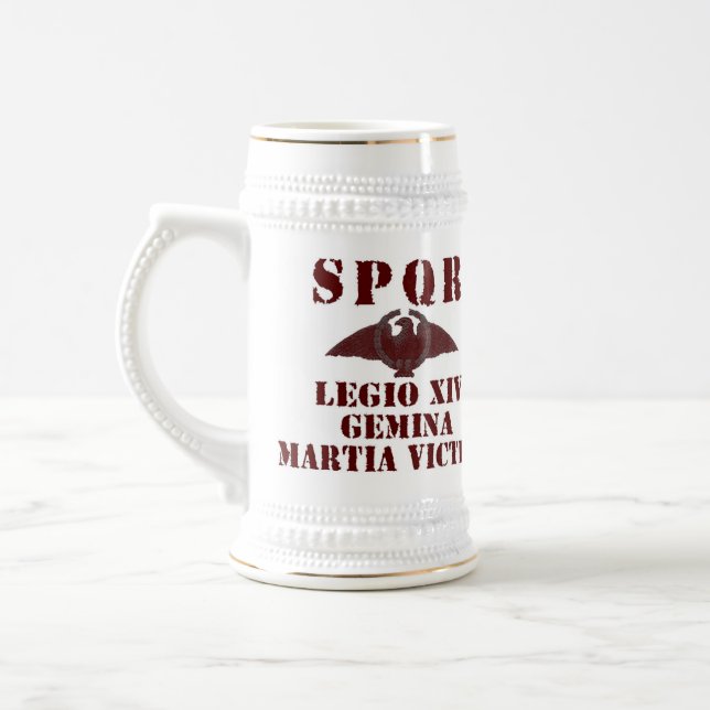 Caneca de cerveja romana do "vitorioso" da legião (Esquerda)