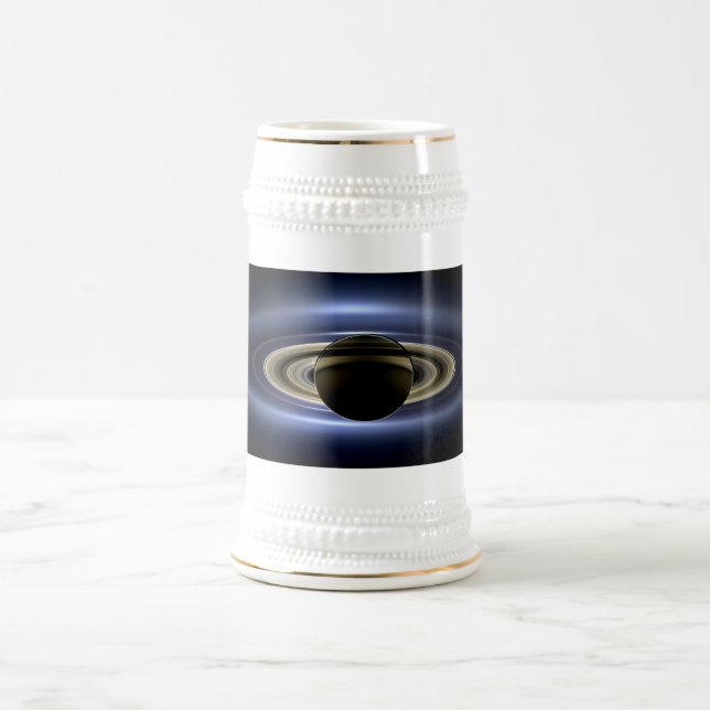 Caneca De Cerveja Saturno Eclipsou o Sol a partir do Orbitador Cassi (Centro)