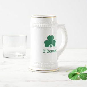 Caneca De Cerveja Sobrenome Personalizado de Clover Verde Irlandês