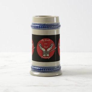 Caneca De Cerveja Thunder_Cove com Mãos