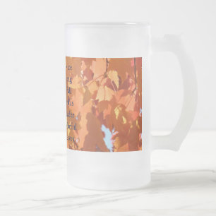 Caneca De Cerveja Vidro Jateado Belas caminhadas longas de Outono sob folhas color