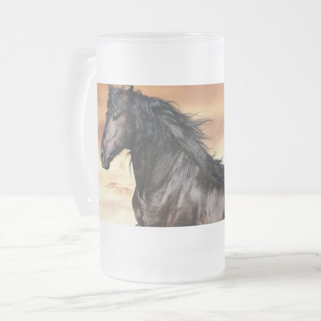Caneca De Cerveja Vidro Jateado Belo Cavalo Negro (Frente Esquerda)
