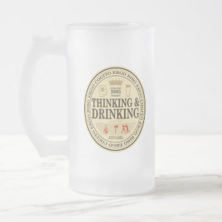 Caneca De Cerveja Vidro Jateado Caneca de pensamento e bebendo do vidro de fosco