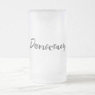Caneca De Cerveja Vidro Jateado Democracia design criativa, legal, moderna e diver