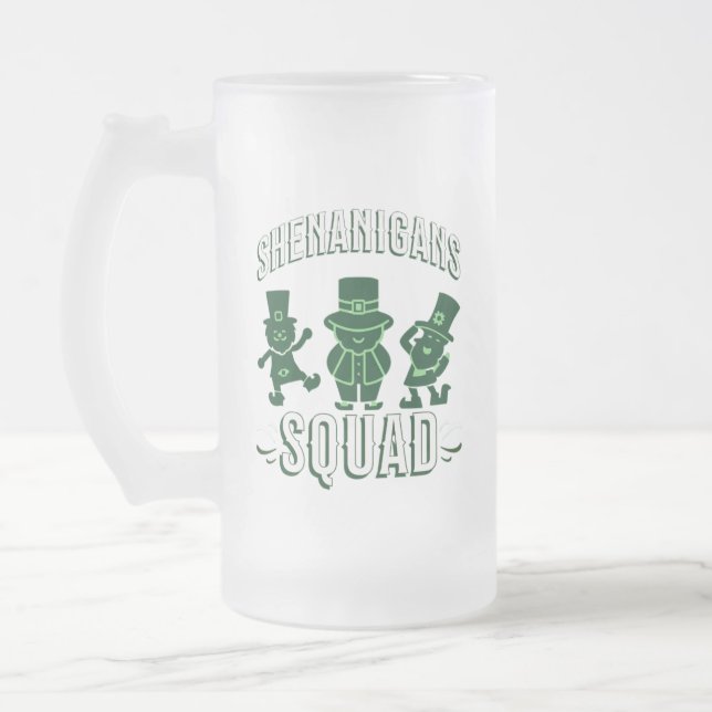 CANECA DE CERVEJA VIDRO JATEADO DIA DE SÃO PATRÍCIO - SHENANIGANS SQUAD (Esquerda)