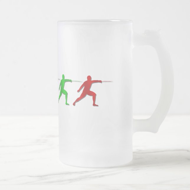Caneca De Cerveja Vidro Jateado Esgrimistas do Epee que cercam os esportes das (Direita)