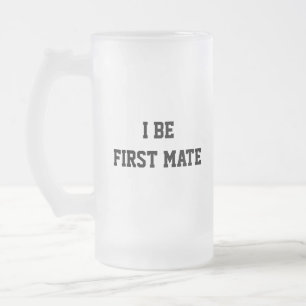 Caneca De Cerveja Vidro Jateado Eu seja primeiro companheiro. Preto e branco.