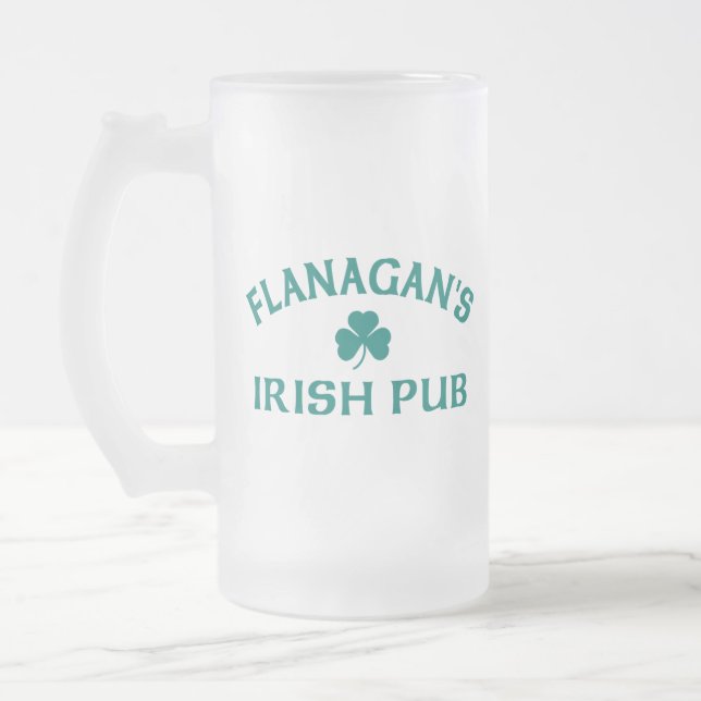Caneca De Cerveja Vidro Jateado Pub Irlandês de Flanagan   (Esquerda)