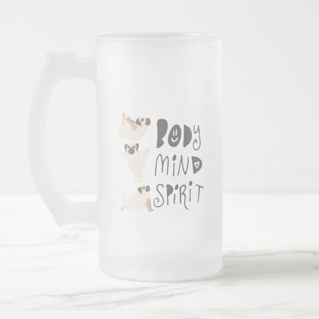 Caneca De Cerveja Vidro Jateado Pugs de Ioga (Esquerda)