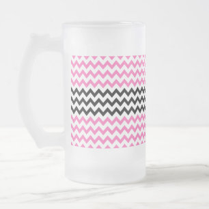 Caneca De Cerveja Vidro Jateado Quente rosa e Preto Chevron por Shirley Taylor