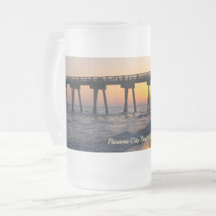 Caneca De Cerveja Vidro Jateado Reflexões do Sunset da Praia da Cidade do Panamá,