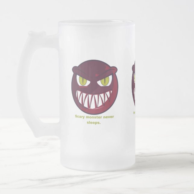 Caneca De Cerveja Vidro Jateado Scary monster never sleeps. (Esquerda)