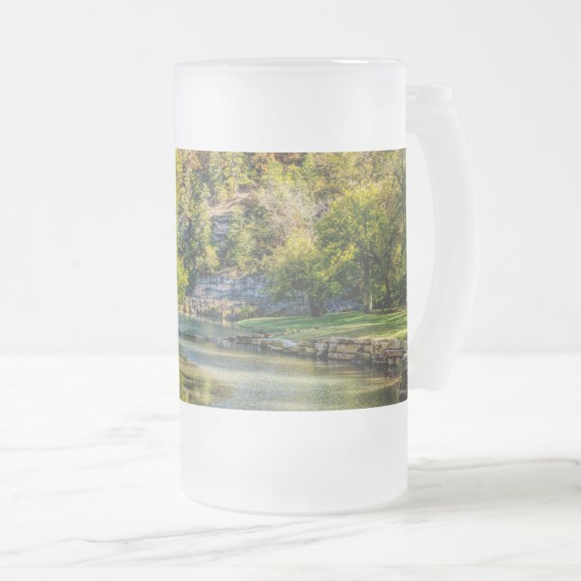 Caneca De Cerveja Vidro Jateado Sobre Dogwood Creek Fosco Bebê (Frente Esquerda)