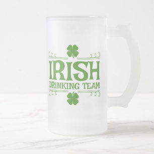 Caneca De Cerveja Vidro Jateado Time de Bebedores Irlandeses Trevo